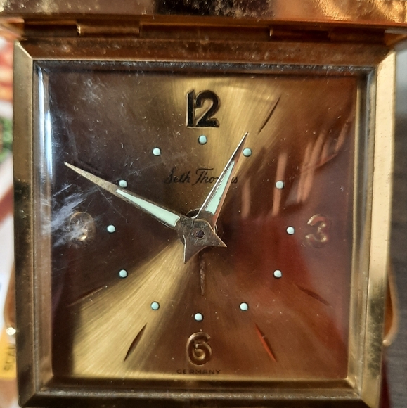 Vintage Seth Thomas Travel Alarm Clock Manual Wind Gold Hard Case Germany - Picture 13 of 16